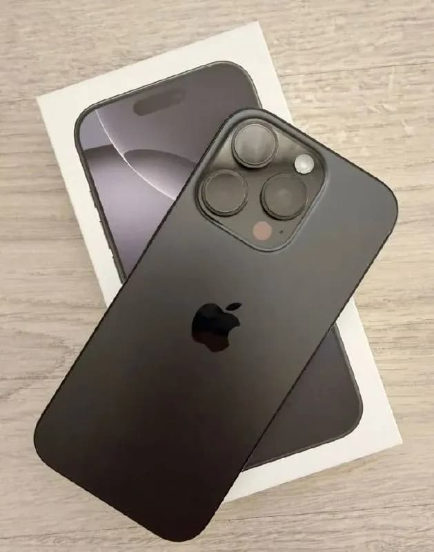 iPhone 16 Pro (128) в идеальном состоянии, телефон без визуальных дефектов, один владелец. Не вскрыв — Батуми — 1 950 ₾