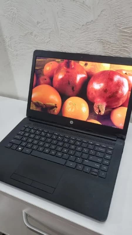 HP на i5 10 поколения (8 потоков)/ 8gb ram/ ssd m2 500gb/ 14 дюймов HD экран/ батарея около 3 часов. — Батуми — 490 ₾