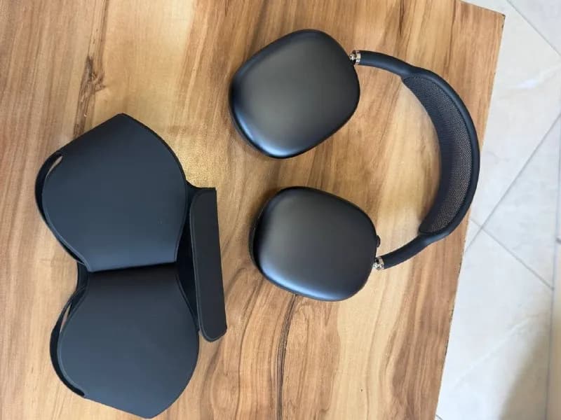 AirPods Max — Батуми — 1 100 ₾