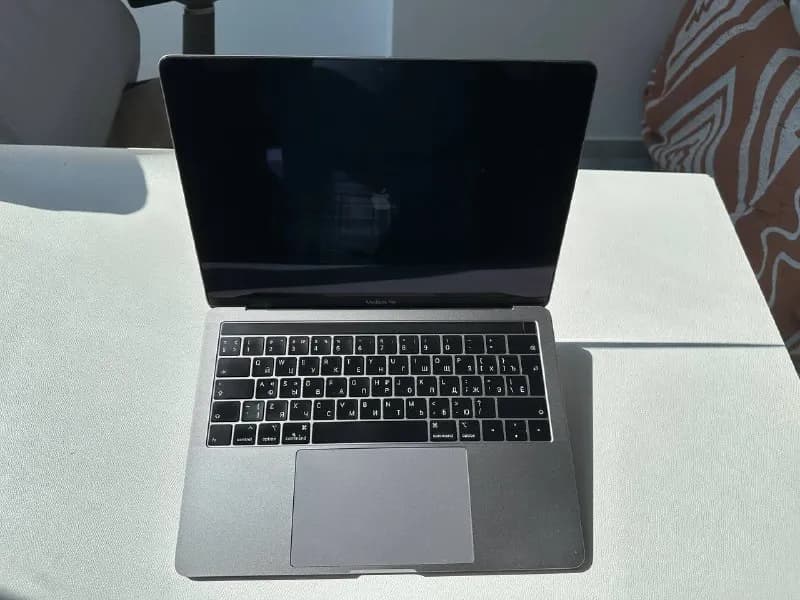 MacBook Pro 13″ 2019 года в цвете Space Gray. — Батуми — 1 090 ₾