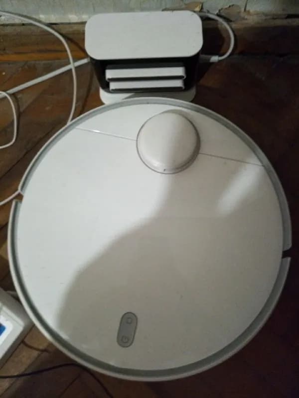 Xiaomi mi robot vacuum mop2 pro. Есть коробка. Покупался 9 июля 2022 года в zoommer. Состояние отлич — Тбилиси — 999 ₾