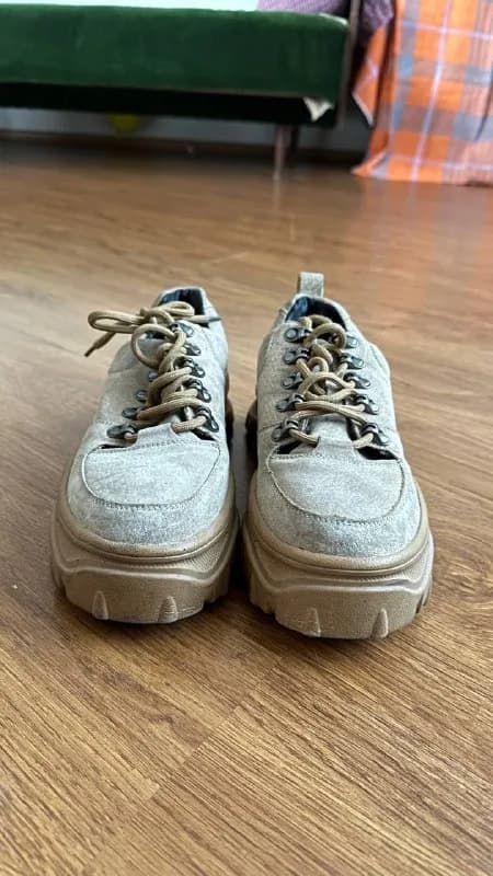 Bata — Тбилиси