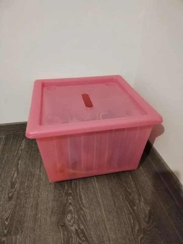 IKEA VESSLA. На колесиках. =15 gel. — Тбилиси — 15 ₾