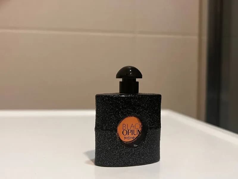 Yves Saint Laurent Black opium (покупался в наборе, в duty free, новый) — Тбилиси — 45 ₾