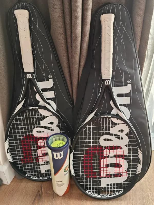 Wilson Federer Team 105) с чехлами + набор мячей — Тбилиси — 450 ₾