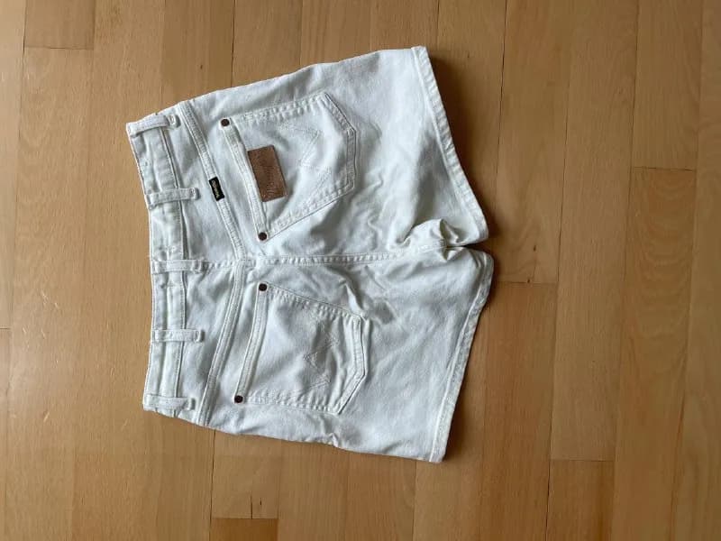 80 лари — Тбилиси — 80 ₾