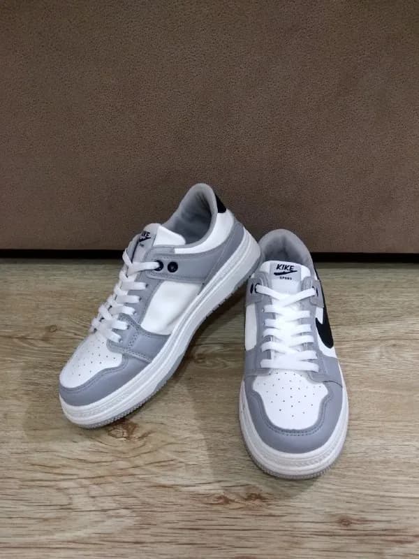 Женские кеды — Тбилиси — 15 ₾