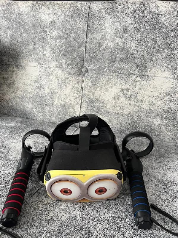 Oculus Quest 1 — 64 GB — Тбилиси — 550 ₾