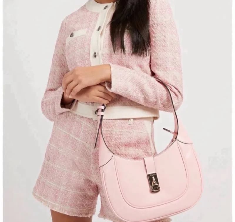 GUESS — Тбилиси — 320 ₾