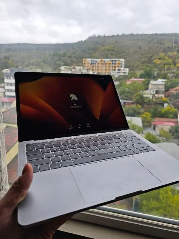 MacBook Pro 13» late 2019 — Тбилиси — 1 200 ₾