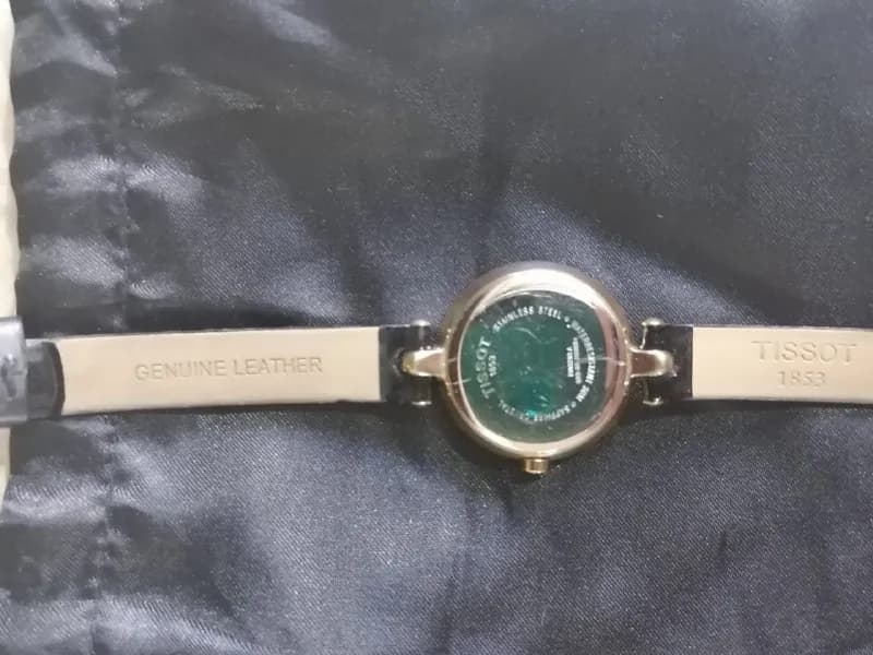 Tissot за 50 лари (50 лари надо еще чтоб поменять механизм) — Тбилиси — 50 ₾