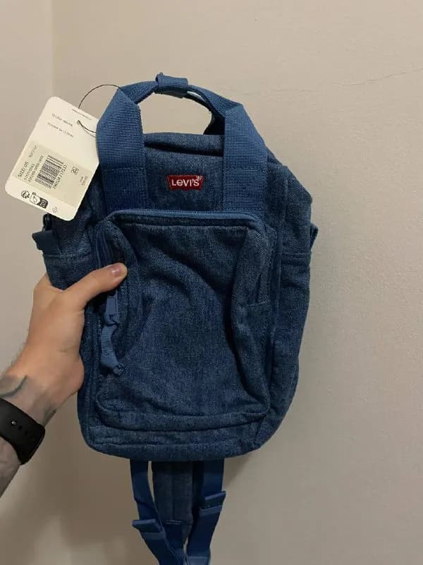 Levi’s маленький, из денима 110 лари. — Тбилиси — 110 ₾