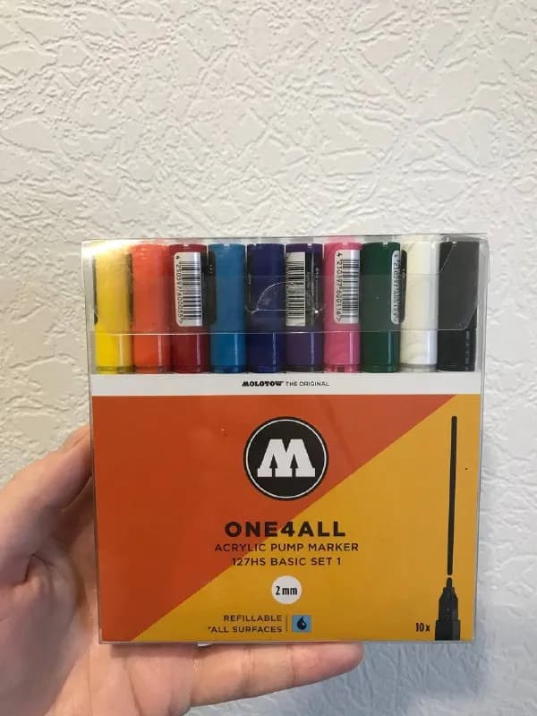 1. Набор акриловых маркеров (10 шт) Molotow One4all 2 мм — 120 лари — Тбилиси — 120 ₾