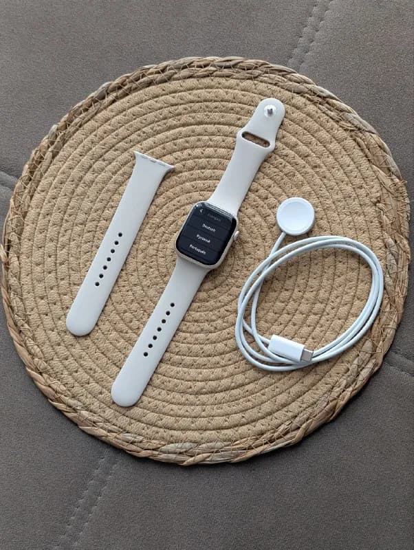 Apple Watch Series 8 (45 mm) — Батуми — 450 ₾