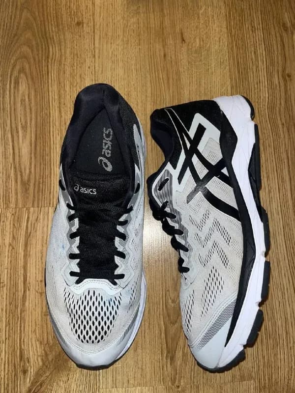 Asics — Батуми — 50 ₾