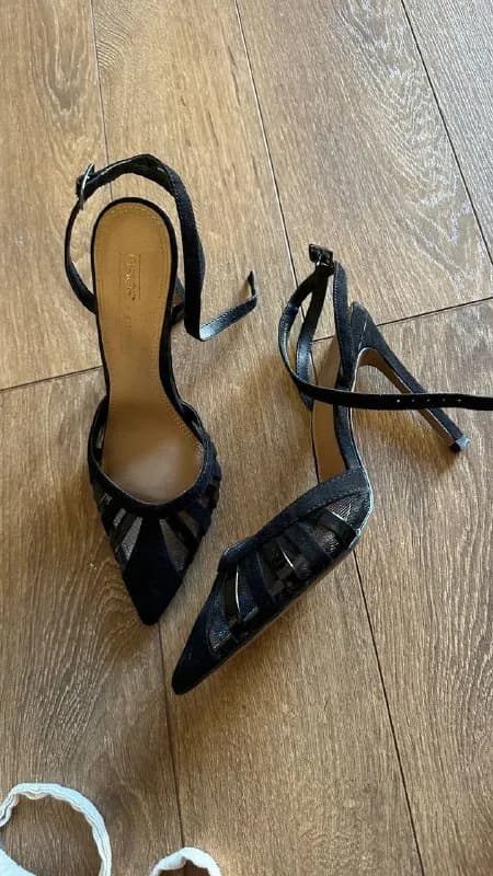 1. Туфли asos 36р обувала 2 раза, в идеале — Тбилиси — 50 ₾