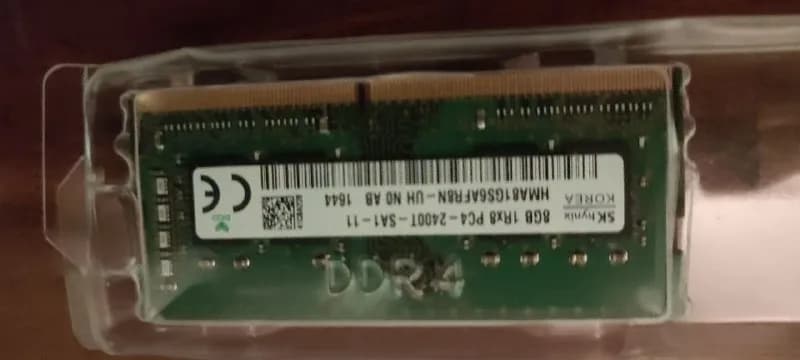 ram ddr4 8gb skhynix 35л или обменяю на подставку для ноутбука с охлаждением — Тбилиси