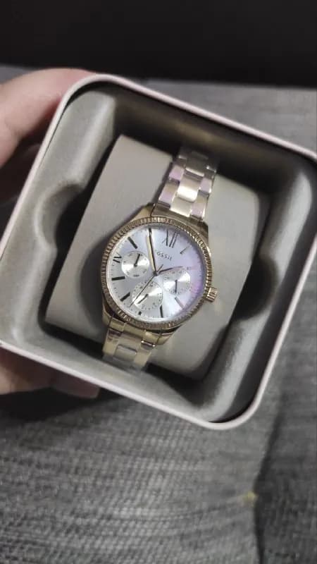 Fossil.Покупала 159 €.В плёночке ещё.Новые.продам за пол цены 80 €.250-200 лари. — Тбилиси — 200 ₾