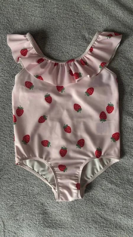 H&M. — Тбилиси — 15 ₾