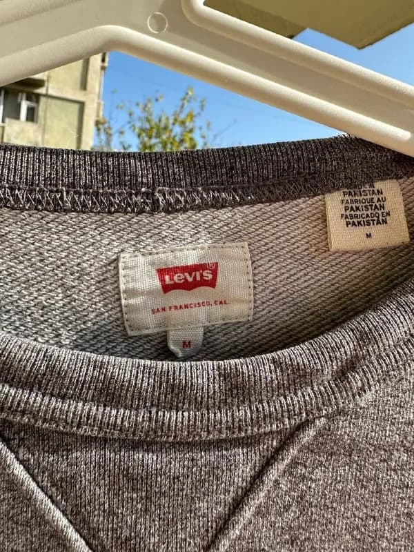 Levi’s — 30 лари, состояние отличное — Тбилиси — 30 ₾