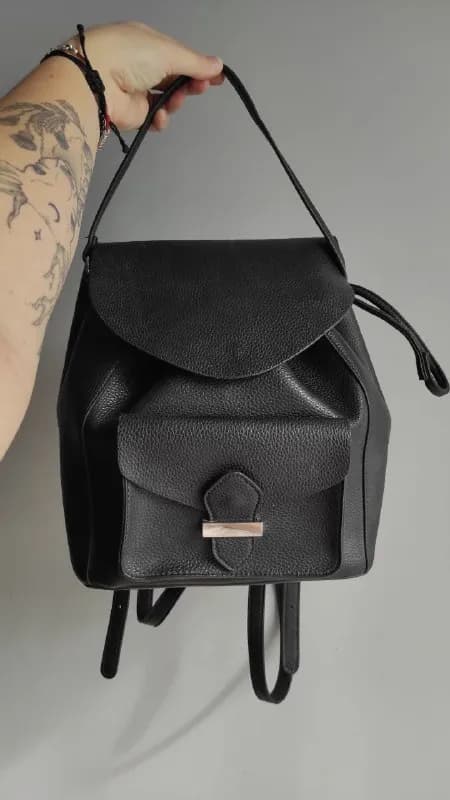 ZARA Женский Городской рюкзак — Тбилиси — 15 ₾