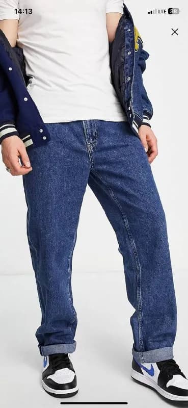 Calvin Klein Jeans 90s straight fit jeans in dark wash blue W34 новые — Тбилиси — 134 ₾