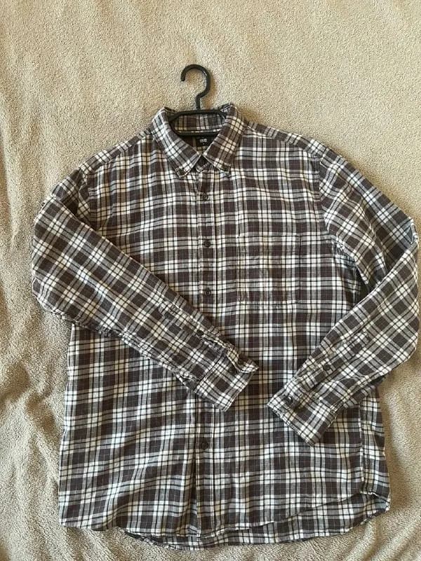 Uniqlo в отличном состоянии, косяков не замечено. — Тбилиси — 40 ₾