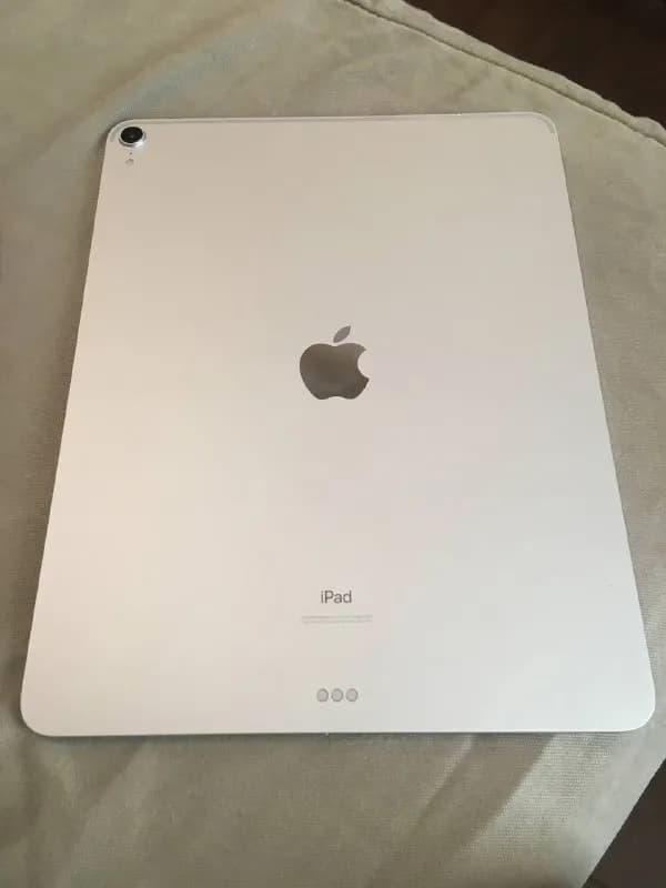 IPad Pro (12.9 inch- 3 rd generation), 256 GB, wifi 📶 — Тбилиси — 1 300 ₾
