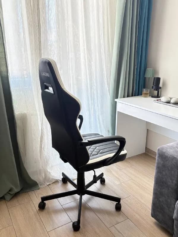 LEGEND. Покупали полгода назад для работы. — Батуми — 250 ₾