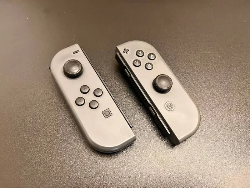 Nintendo joy-con). Работают отлично, стики не дрифтят, кнопки все работают. Продаю по причине покупк — Тбилиси — 130 ₾
