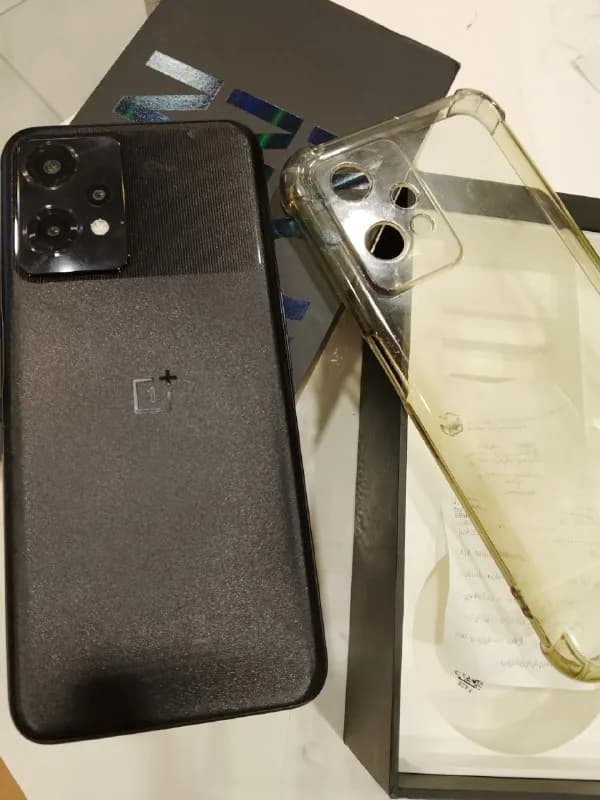OnePlus Nord ce 2, с чехлом, коробкой и кабелем, 8*128 gb. Цена 250 лар. Забирать Батуми аэропорт. — Батуми — 250 ₾