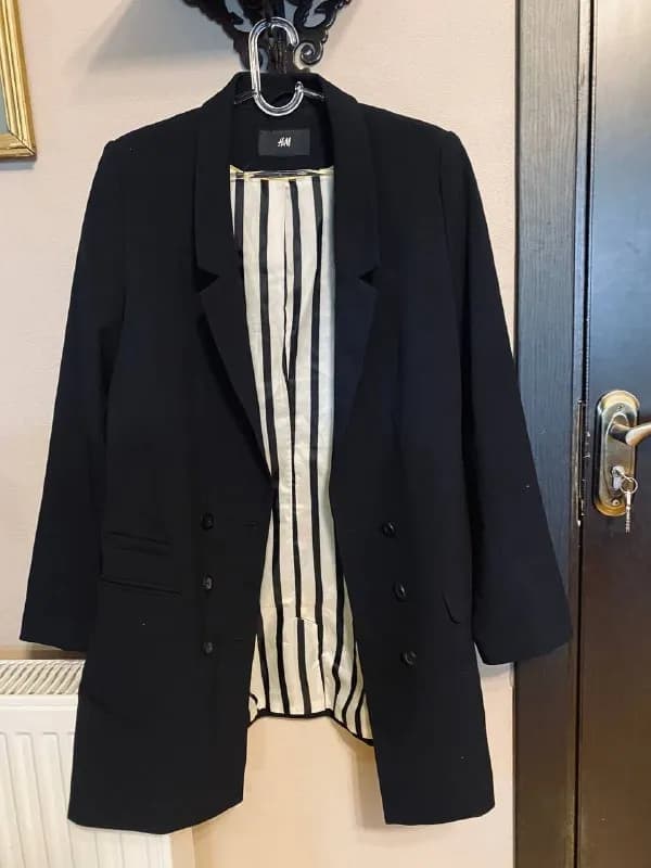 H&M 44 р-р — 50 GEL — Тбилиси — 50 ₾