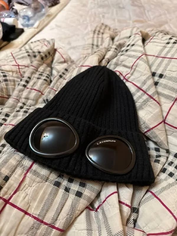 Cp company шапка — Тбилиси