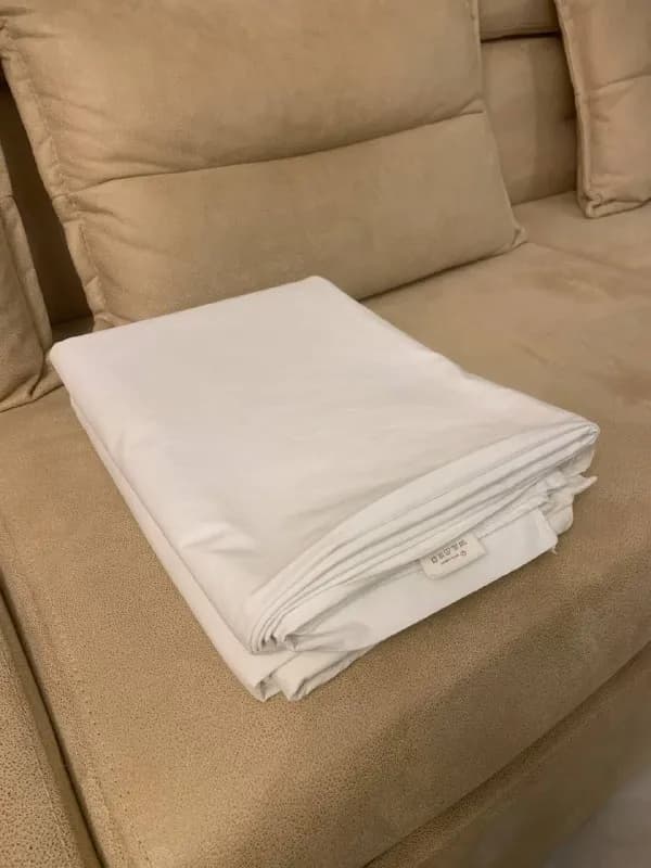2 пододеяльника Manamo. Чисто белые. Односпальные. Размеры: 150×220см. Ни разу не использовались. Не — Тбилиси — 50 ₾