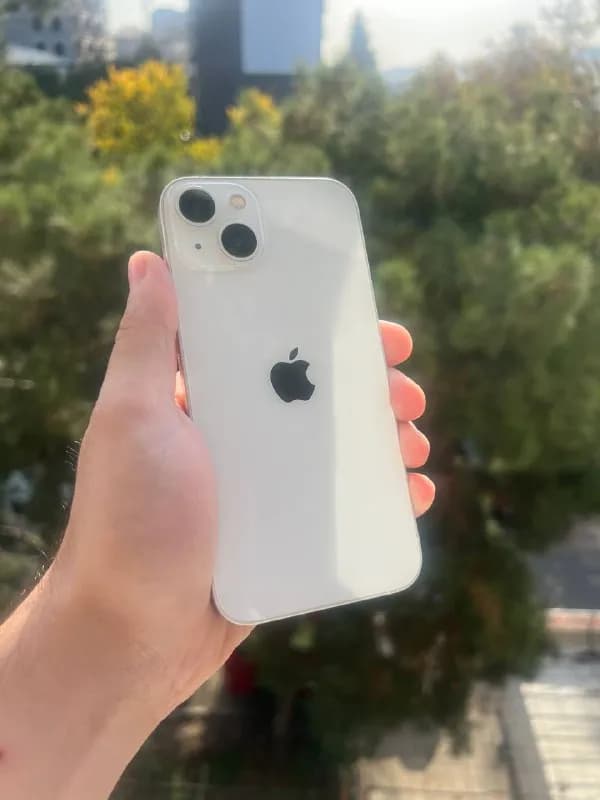 iPhone 13 белый 128гб — Тбилиси — 1 580 ₾