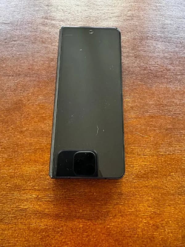Samsung Galaxy Z Fold 4 256 GB — Тбилиси — 3 800 ₾