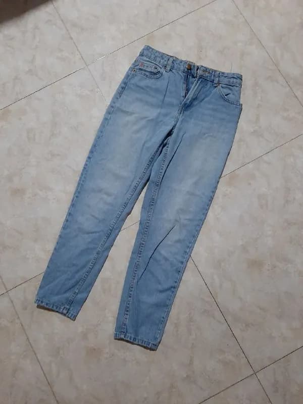 1.Bershka мом размер 36 15лари — Тбилиси — 3615 ₾