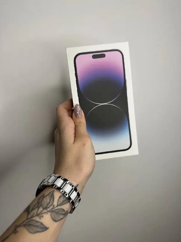 iPhone 14 pro max 256 eSIM, состояние отличное, год в использовании, всегда чехол + защитное стекло, — Тбилиси — 3 200 ₾