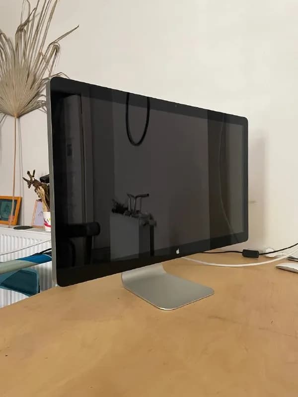 Apple Thunderbolt display a1407 — Тбилиси — 450 $