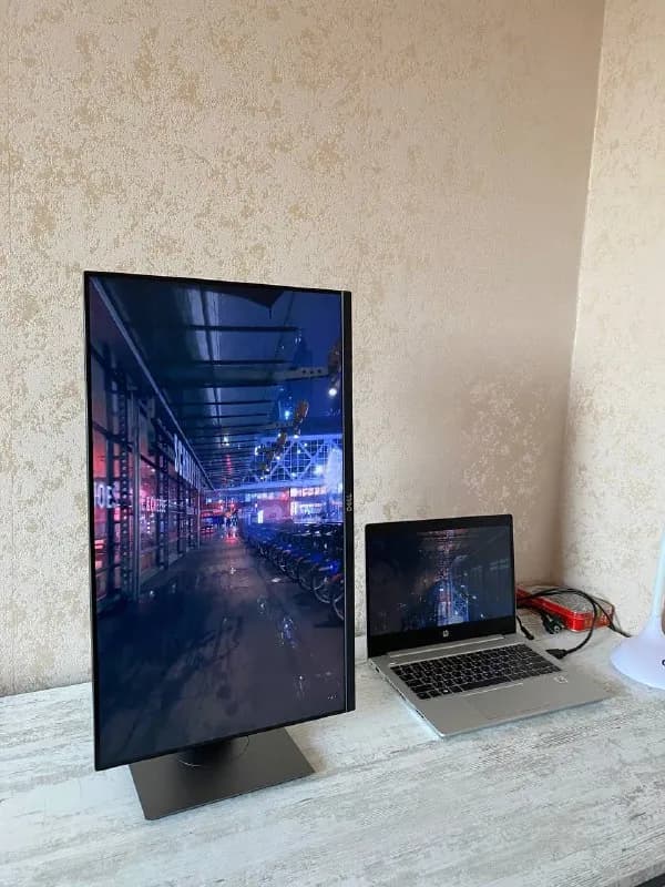 Dell 24дюйма почти новый. В пользование буквально пару месяцев. — Тбилиси — 490 ₾