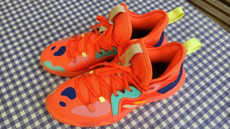 adidas Harden Stepback 2 Solar Red. Отличное состояние, одевались пару раз. Размер 11US. Цена: 200Ge — Тбилиси — 200 ₾