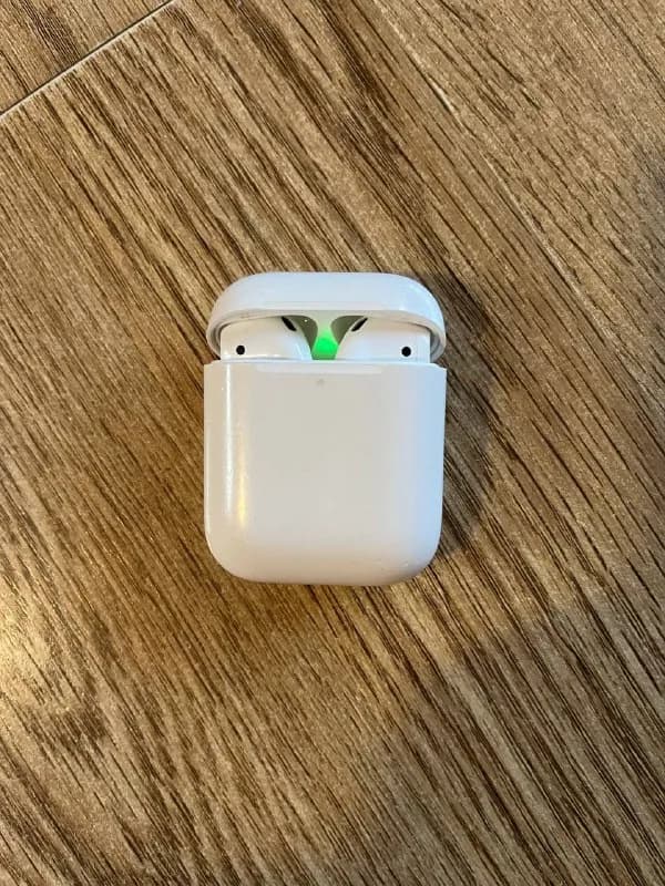 Apple AirPods 2. — Тбилиси — 50 ₾