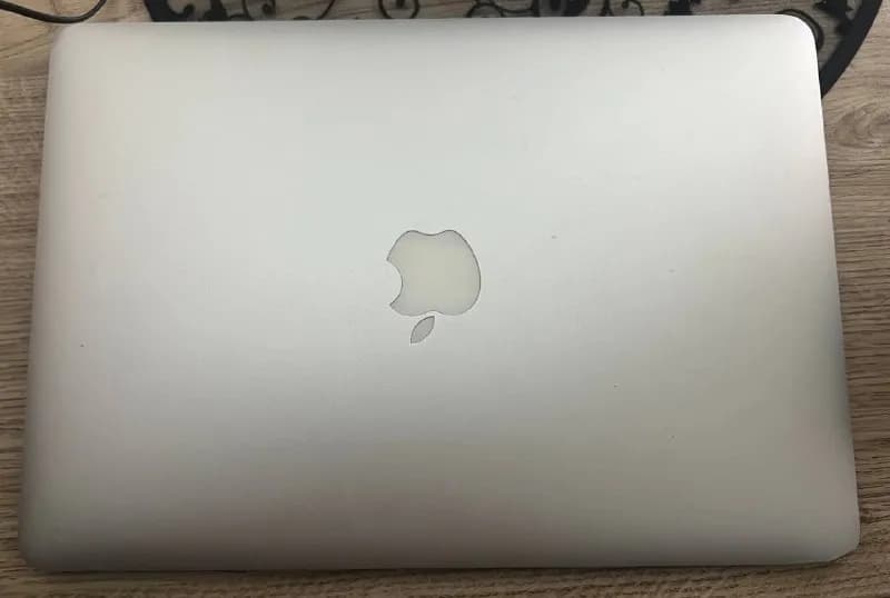 MacBook Air (13-inch, Mid 2013) — Тбилиси — 450 ₾
