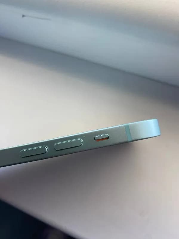 iPhone 12 128gb в идеальном состоянии, ни одной трещины/скола/царапины — Тбилиси — 500 ₾