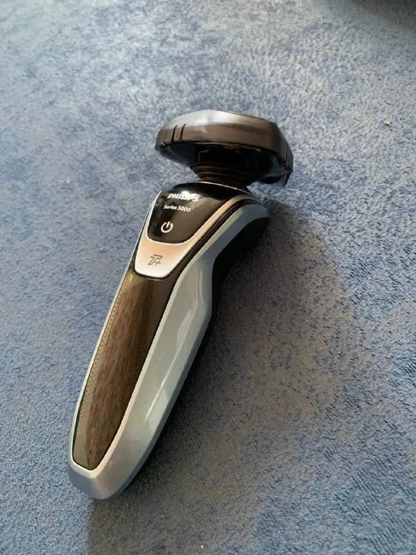 1. Электробритва Philips s5530 (в идеальном состоянии) — 100 лари — Тбилиси — 100 ₾