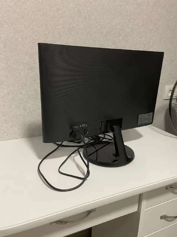 Samsung 22 " + HDMI — Тбилиси — 200 ₾