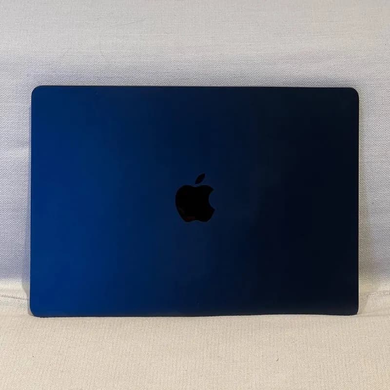 MacBook Air (M2, 2022 г., 256 GB)* — Тбилиси — 3 000 ₾