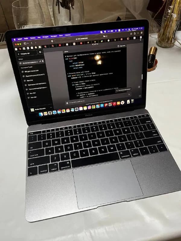 MacBook 12» (2016), 8 ГБ RAM — невероятно компактный и мощный. Эксплуатировался аккуратно, работает — Тбилиси — 750 ₾