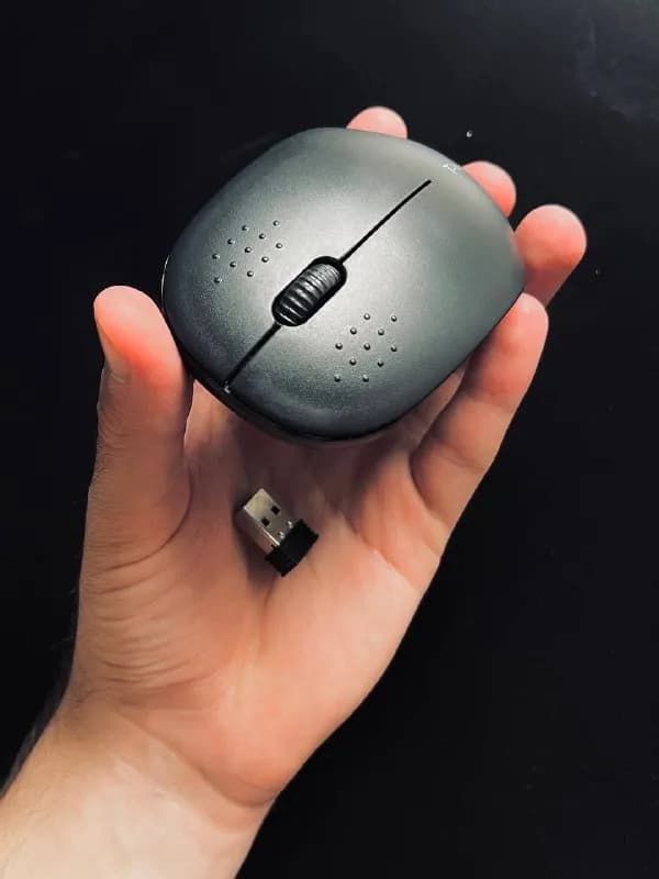 wireless mouse 15 lari — Тбилиси — 15 ₾