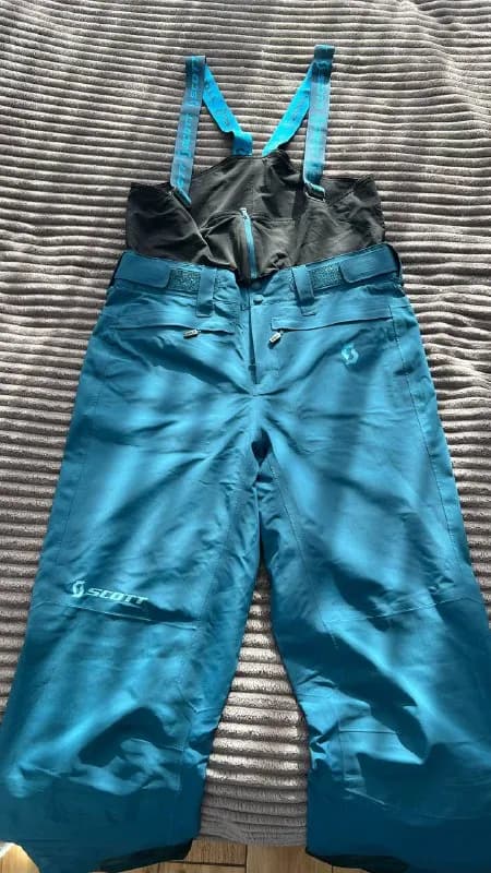 Scott Vertic Tour 3L GTX. Трехслойный Gore-Tex, без утеплителя. Подтяжки отстегиваются, в поясе регу — Тбилиси — 600 ₾
